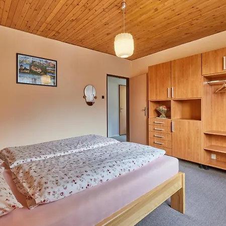 Svoboda Apartment